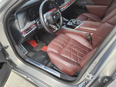 2023 BMW 7 SERIES photo 9