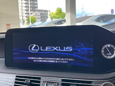 صورة مصغرة 9 لـ 2022 Lexus LS
