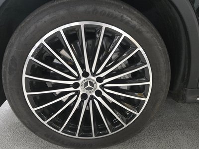 MERCEDES-BENZ GLC - 8