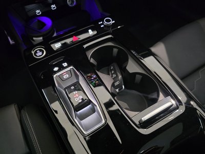 2025 AUDI A6 E-TRON — фото 9