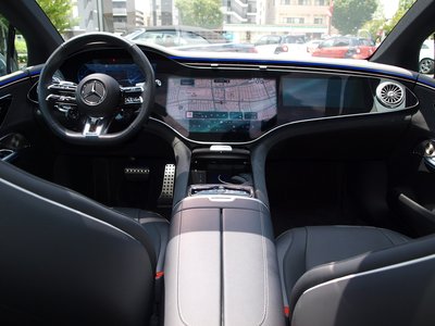 صورة مصغرة 34 لـ 2024 Mercedes-BENZ EQE AMG
