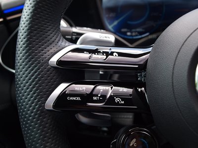 صورة مصغرة 36 لـ 2024 Mercedes-BENZ EQE AMG