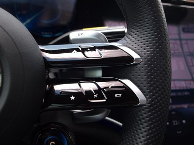 صورة مصغرة 37 لـ 2024 Mercedes-BENZ EQE AMG
