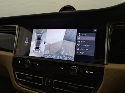 2023 Porsche MACAN thumbnail 36