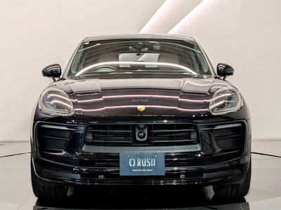 2023 Porsche MACAN — фото 10
