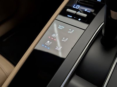 2023 Porsche MACAN thumbnail 22