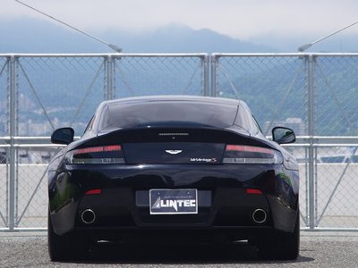 صورة 8 لـ 2014 Aston Martin V12 VANTAGE