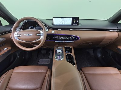 صورة 5 لـ 2022 Genesis GV70