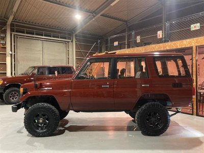 TOYOTA LAND CRUISER - 6