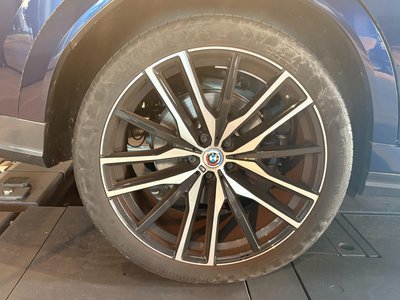 2022 BMW X6 — миниатюра 30