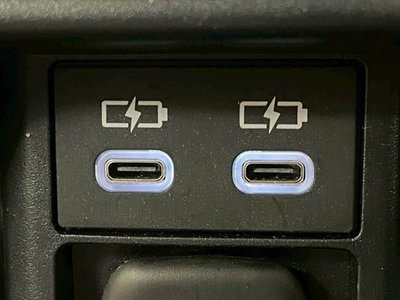 TOYOTA LAND CRUISER 70 - 10