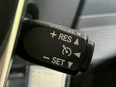 TOYOTA LAND CRUISER 70 - 7