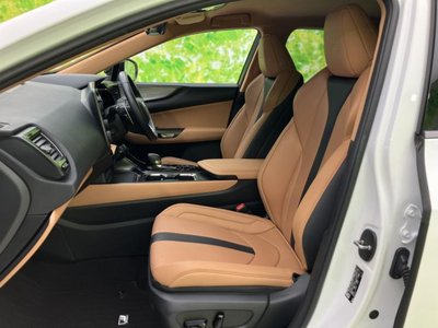 صورة 6 لـ 2024 Lexus NX