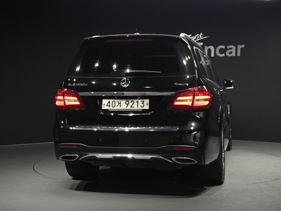 MERCEDES-BENZ GLS - 4