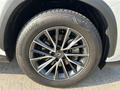 2025 Lexus NX thumbnail 40