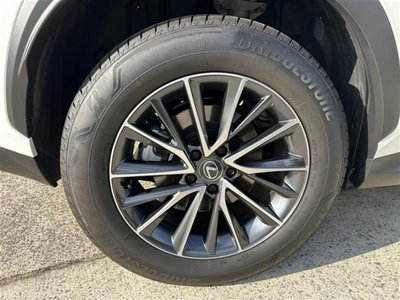 2025 Lexus NX thumbnail 38
