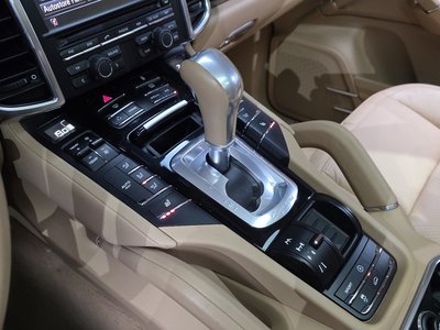 2012 Porsche CAYENNE 照片 9