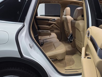 2012 Porsche CAYENNE 缩略图 12