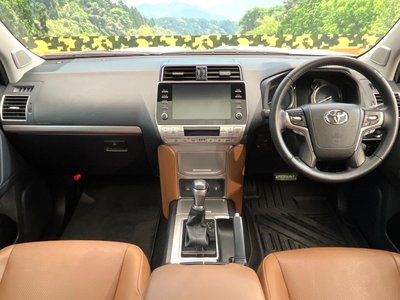 TOYOTA LAND CRUISER PRADO - 2