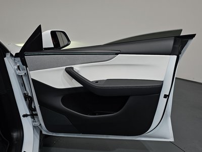 2026 Tesla MODEL Y — миниатюра 14