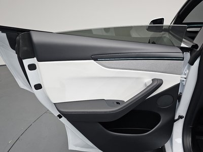 2026 Tesla MODEL Y — миниатюра 15