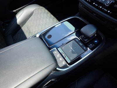صورة مصغرة 27 لـ 2021 Lexus LS