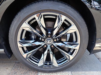 صورة مصغرة 40 لـ 2021 Lexus LS