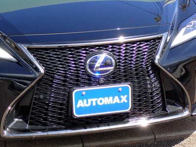 صورة 8 لـ 2021 Lexus LS