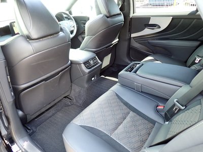 صورة مصغرة 36 لـ 2021 Lexus LS