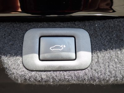 صورة مصغرة 14 لـ 2021 Lexus LS