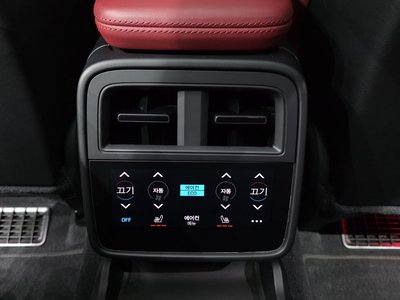2022 Porsche TAYCAN 缩略图 35