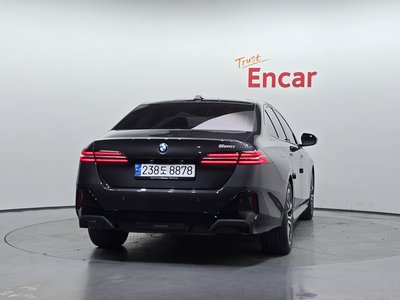 BMW 5 SERIES - 3