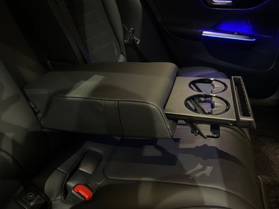 2025 Mercedes-BENZ C-CLASS — миниатюра 23