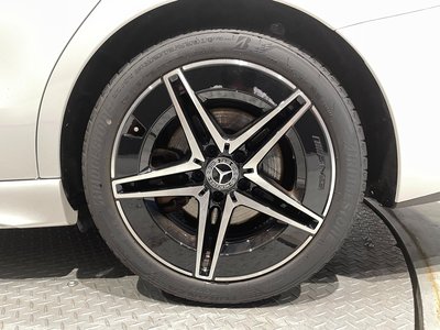 2025 Mercedes-BENZ C-CLASS — миниатюра 29