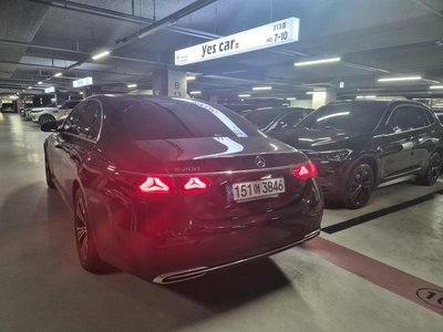 2024 Mercedes-BENZ E-CLASS 照片 2