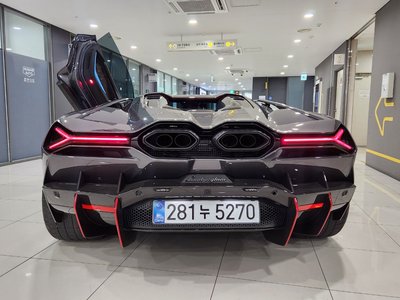 LAMBORGHINI REVUELTO - 3