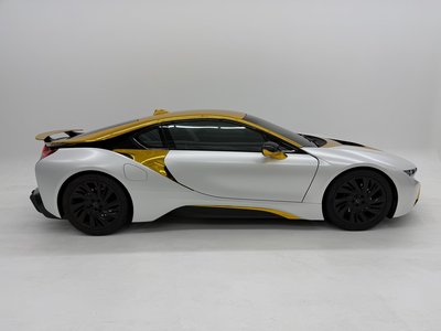 صورة 10 لـ 2015 BMW I8
