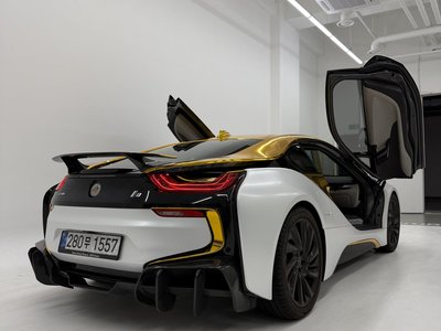 صورة 5 لـ 2015 BMW I8