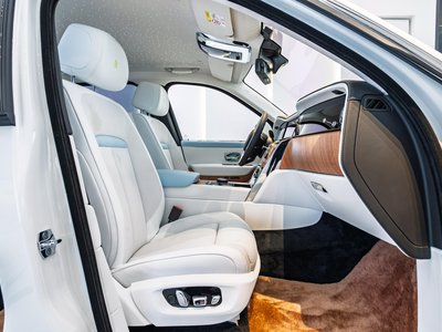 2026 ROLLS-ROYCE CULLINAN thumbnail 25