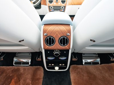 2026 ROLLS-ROYCE CULLINAN thumbnail 57