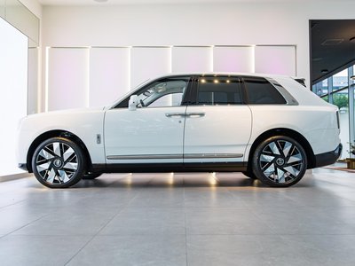 2026 ROLLS-ROYCE CULLINAN thumbnail 47
