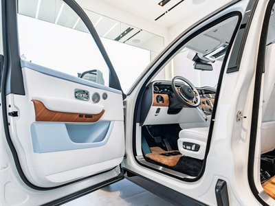 2026 ROLLS-ROYCE CULLINAN thumbnail 35