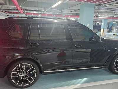 صورة 4 لـ 2025 BMW X7