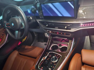 صورة 2 لـ 2025 BMW X7