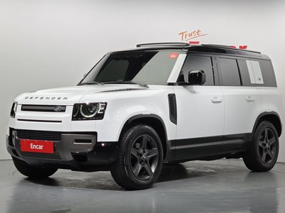 LAND ROVER DEFENDER - 1