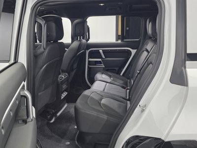 2024 LAND Rover DEFENDER — миниатюра 11