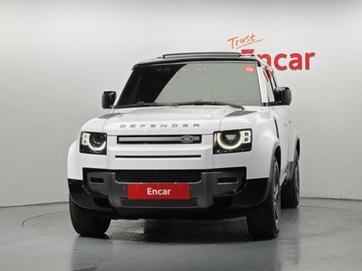 LAND ROVER DEFENDER - 2