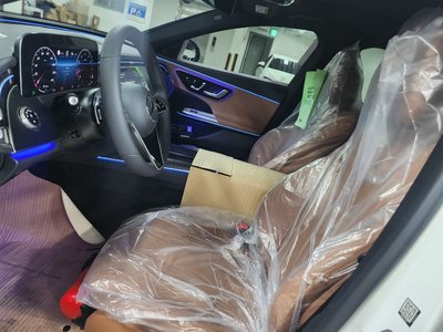 MERCEDES-BENZ E-CLASS - 7