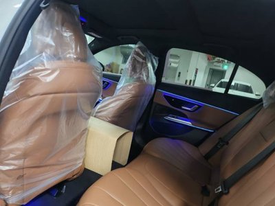 MERCEDES-BENZ E-CLASS - 10