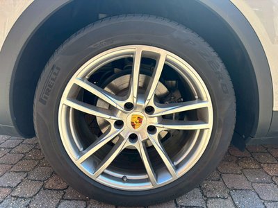 2021 Porsche CAYENNE 缩略图 22